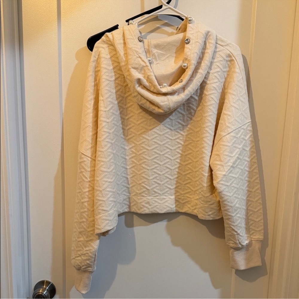 Simply Southern Cream Quilted Hoodie with pearls and diamonds on hood. Small NWT - Picture 2 of 2
